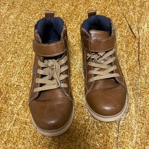 Sonoma boys ankle boots Size 5
